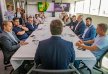 Lideranças fluminenses se reúnem com Petrobras para discutir investimento bilionário