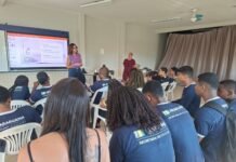 Agosto Lilás: Superintendência de Defesa da Mulher de Araruama promove palestras sobre violência contra a mulher